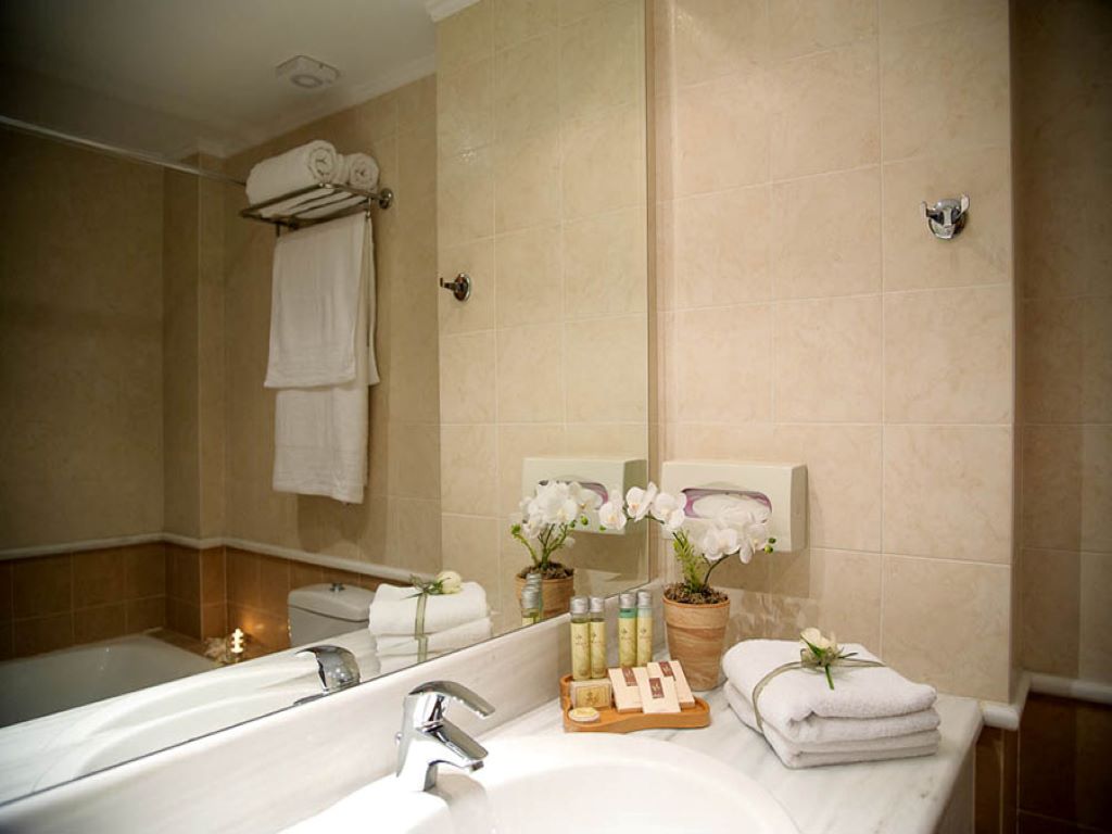 03accommodation-asty